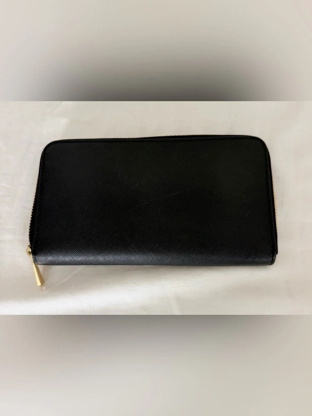 Tory Burch Black Saffiano Zip Wallet with Gold Logo